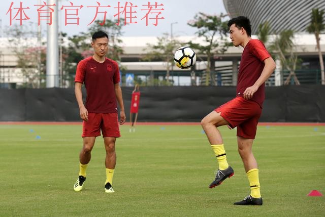 海口首训 里皮盼通过集训比赛进一步调整球员状态